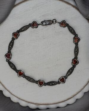 Vintage Sterling Silver Garnet & Marcasite Bracelet 8.8G / 7.5in